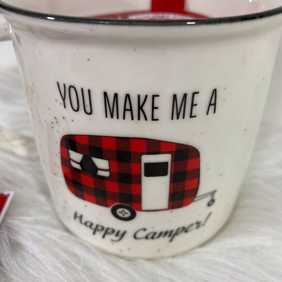 Fragrant Peppercorn, Vetiver and Vanilla  Bourbon Candle in a Large Coffee Cup - Picture 1 of 5